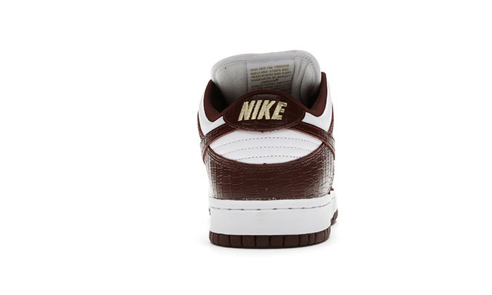 Nike-SB-Dunk-LowSupreme-Stars-Barkroot-Brown-4.jpg
