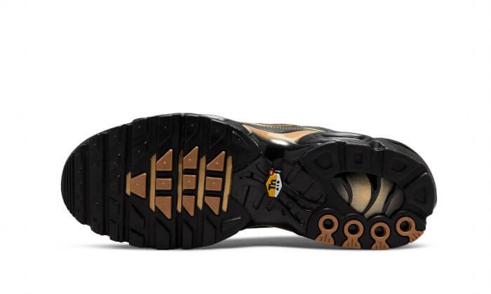 NikeAirMaxPlusOGScarab3_800x.jpg