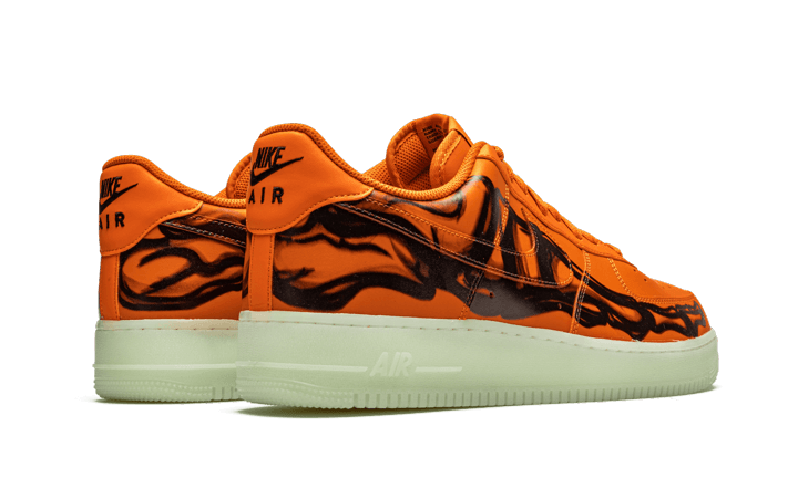 air-force-1-low-orange-skeleton-halloween-2020-675673_800x.png