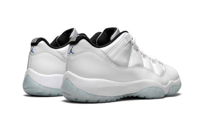 air-jordan-11-retro-low-legend-blue-wethenew-1_3_800x.png